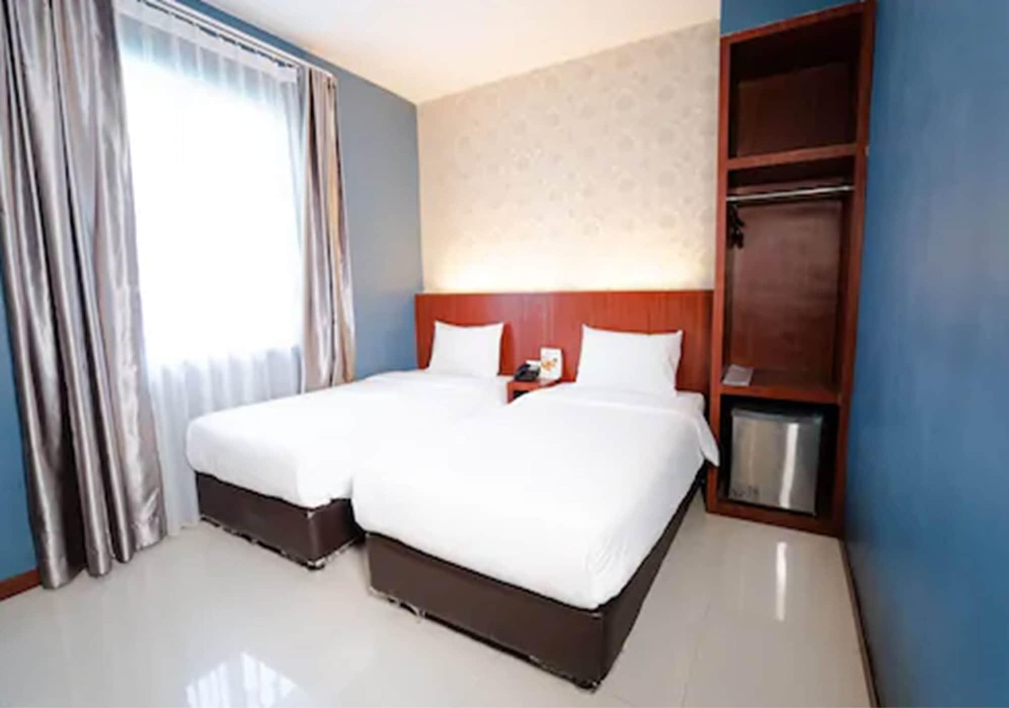 The Crew Hotel Kualanamu International Airport Medan Kültér fotó